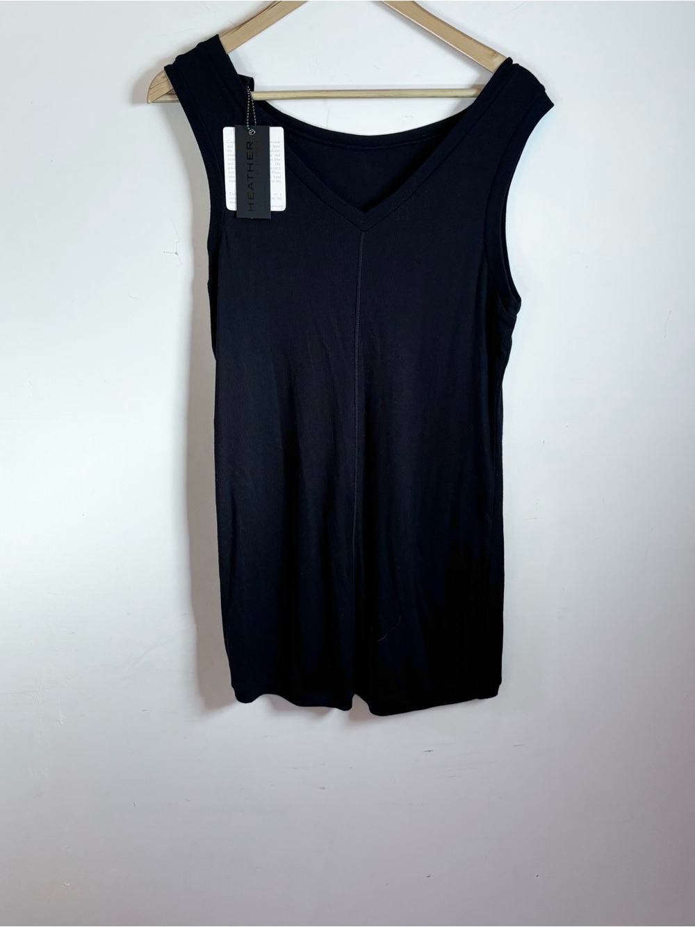 NWT Heather Black V-Neck Sleeveless Tunic